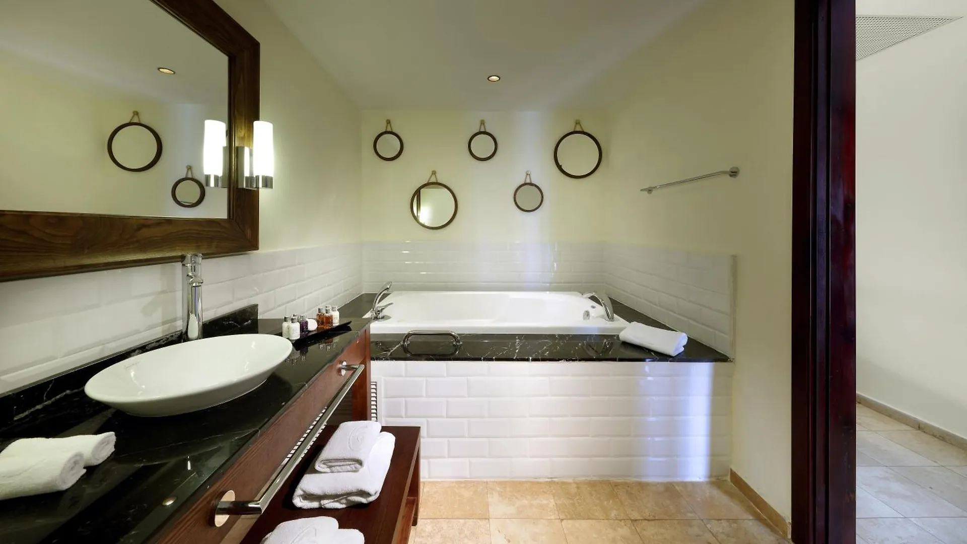 Grand Palladium Lady Hamilton Resort & Spa Lucea